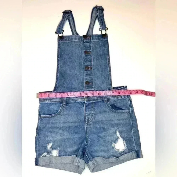 Cat & Jack Kids Blue Denim Jean ShortAll One Piece Size - L 10/12 - Picture 3 of 6